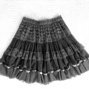 Sugar and Bruno lace and ribbon twirly skirt - S